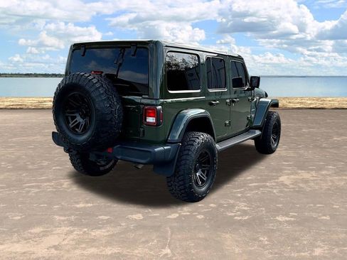 Used 2020 Jeep Wrangler Unlimited Sahara image 11