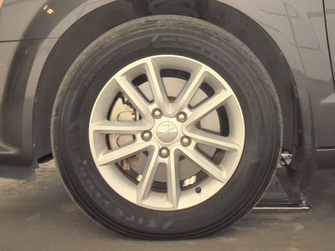 Used 2019 Dodge Grand Caravan SXT w/ Mopar Premium Addition Group image 3