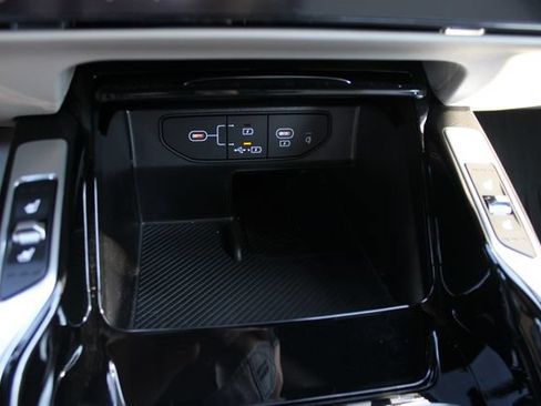 Used 2025 Kia Sorento SX Prestige AWD/4WD image 21