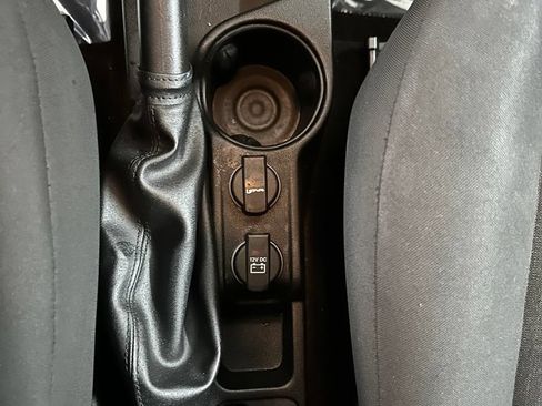 Used 2022 RAM ProMaster City Tradesman FWD image 16