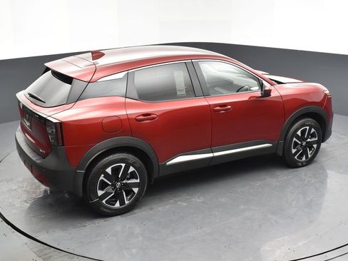 Certified 2025 Nissan Kicks SV image 19