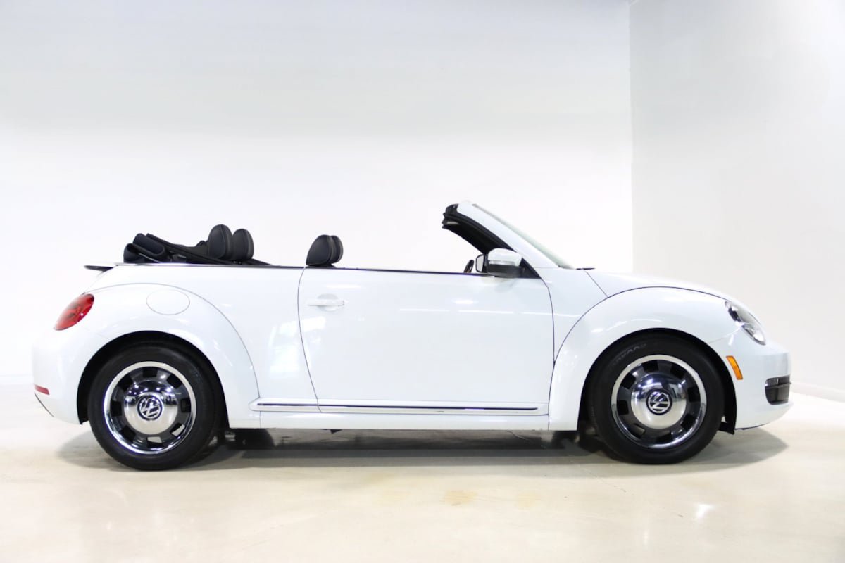 Used 2016 Volkswagen Beetle 1.8T Denim FWD image 5