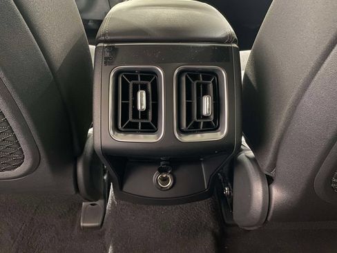 New 2026 Kia Sorento LX FWD image 12