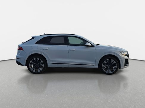 Certified 2025 Audi Q8 Premium Plus w/ Premium Plus Package image 4