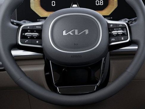 New 2026 Kia Carnival LXS image 24