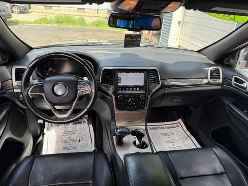 Used 2014 Jeep Grand Cherokee Overland AWD/4WD image 13