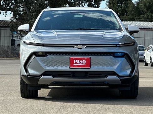 New 2026 Chevrolet Equinox EV LT image 12