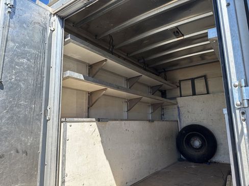 Used 2022 Ford E-350 and Econoline 350 Super Duty w/ Power Windows & Locks Group image 7