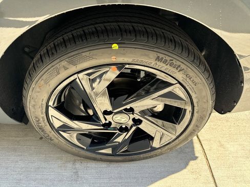 New 2026 Hyundai Elantra Sport image 19