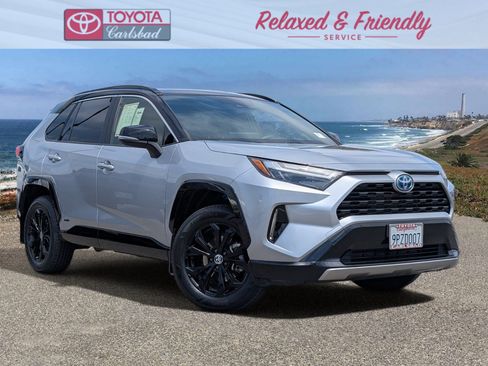 Used 2024 Toyota RAV4 XSE w/ Weather Package AWD/4WD image 1