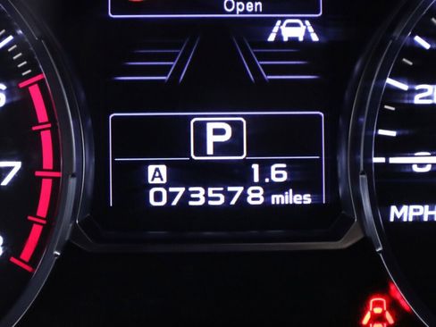 Used 2018 Subaru Forester 2.5i Premium image 14