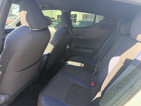 Used 2021 Toyota C-HR XLE image 6