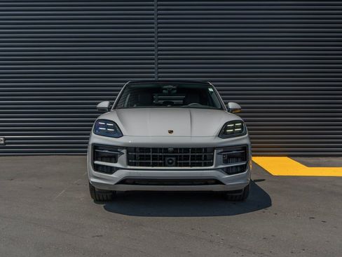 New 2026 Porsche Cayenne S AWD/4WD image 6