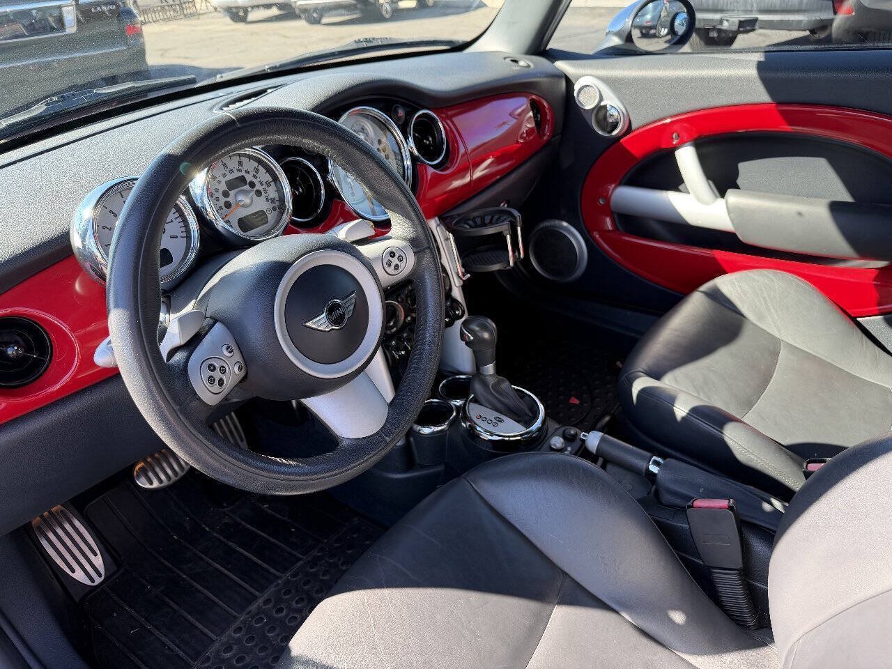 Used 2005 MINI Cooper S FWD image 12