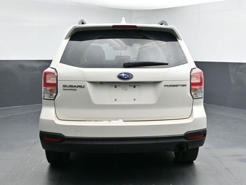 Used 2018 Subaru Forester 2.5i Limited image 7