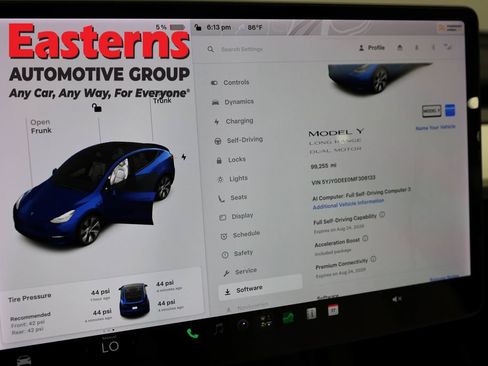 Used 2021 Tesla Model Y Long Range AWD/4WD image 17