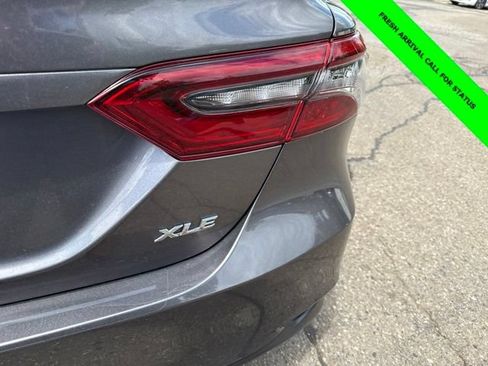 Used 2022 Toyota Camry XLE FWD image 8