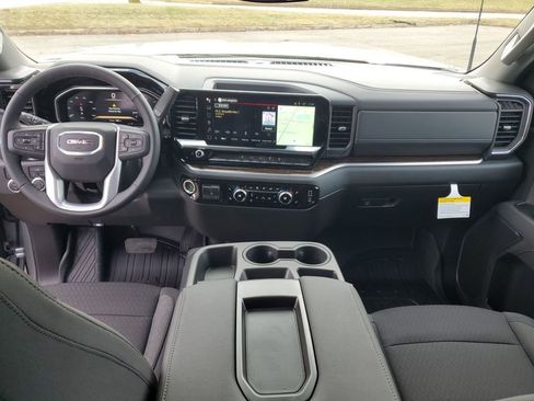 New 2026 GMC Sierra 2500 SLE w/ SLE Value Package; image 21