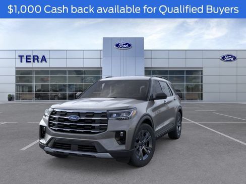 New 2026 Ford Explorer Active AWD/4WD image 2