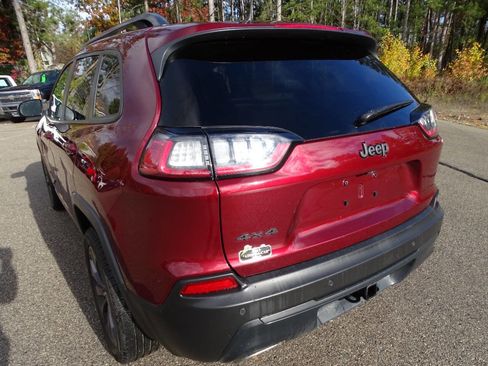 Used 2021 Jeep Cherokee Latitude Lux 80th Anniv w/ Trailer Tow Group image 10