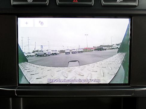 Used 2024 Ford F550 4x4 Crew Cab Super Duty w/ XLT Value Package image 33