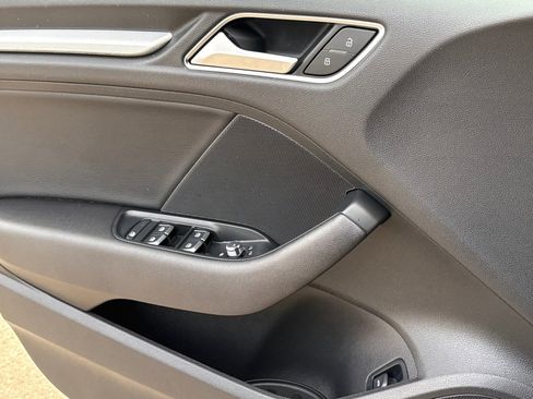 Used 2018 Audi A3 2.0T Premium w/ Convenience Package image 27