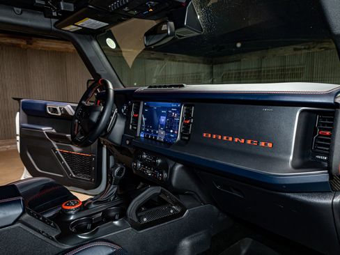 Used 2024 Ford Bronco Raptor w/ Interior Carbon Fiber Pack 6 image 20