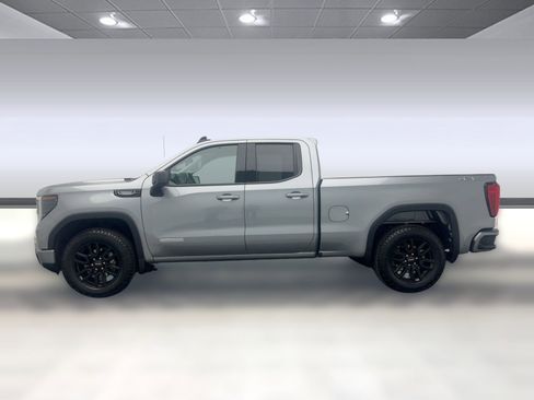 Used 2025 GMC Sierra 1500 Elevation image 2