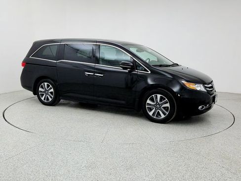 Used 2016 Honda Odyssey Touring image 3