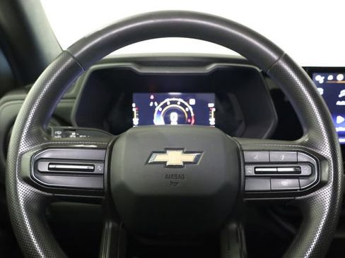 Used 2023 Chevrolet Colorado W/T image 14