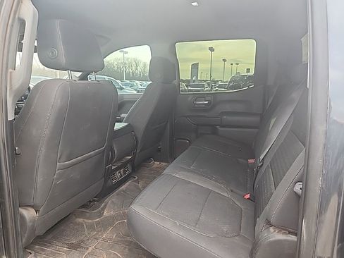 Used 2022 Chevrolet Silverado 1500 LT w/ Bed Protection Package image 8