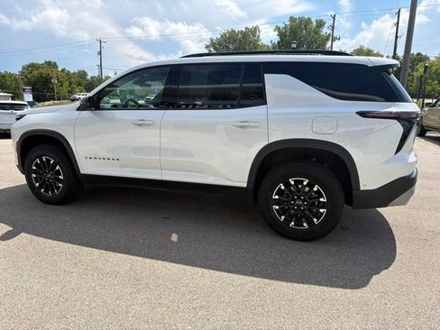 Certified 2025 Chevrolet Traverse Z71 w/ Enhanced Driving Package AWD/4WD image 5
