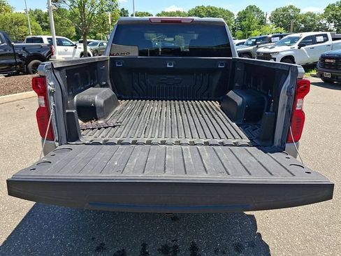 Used 2024 Chevrolet Silverado 1500 LT AWD/4WD image 32