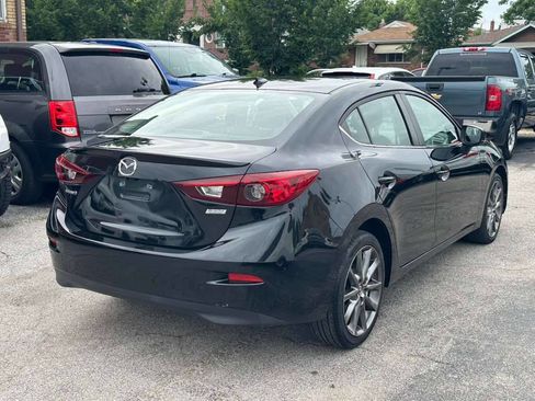 Used 2018 MAZDA MAZDA3 Touring FWD image 7