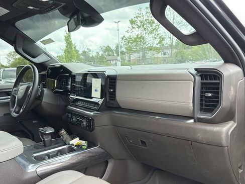 Used 2024 Chevrolet Silverado 1500 LTZ image 13