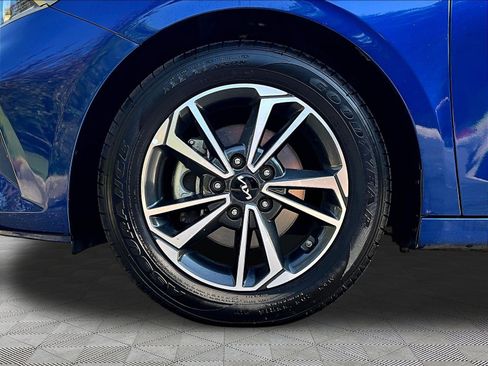 Used 2024 Kia Forte LXS FWD image 33