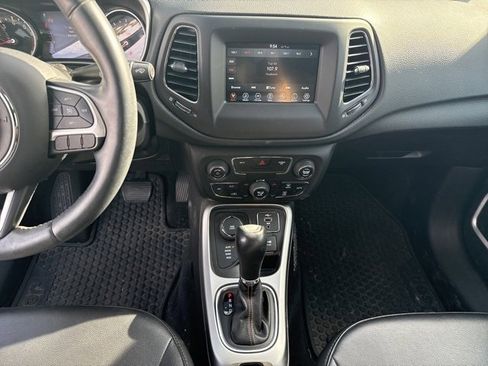 Used 2019 Jeep Compass Latitude w/ Popular Equipment Group image 21