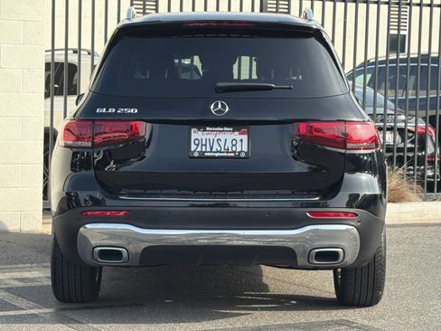 Certified 2023 Mercedes-Benz GLB 250 image 5