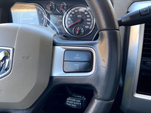 Used 2011 RAM 1500 Classic SLT RWD image 24