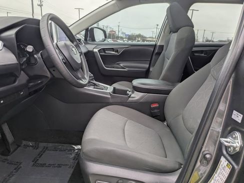 Used 2024 Toyota RAV4 XLE image 25