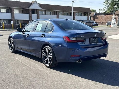 Used 2023 BMW 330i xDrive Sedan w/ Premium Package AWD/4WD image 8