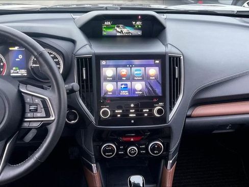 Used 2022 Subaru Forester Touring image 6