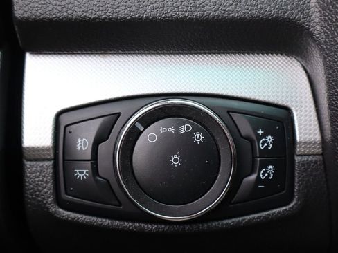 Used 2015 Ford Explorer XLT w/ Equipment Group 202A image 30