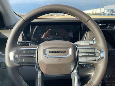 New 2026 GMC Terrain Denali w/ LPO, Black Badging Package image 16