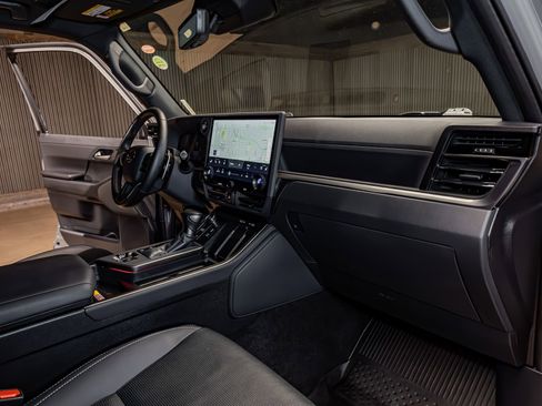 Used 2024 Lexus GX 550 550 Luxury+ image 16