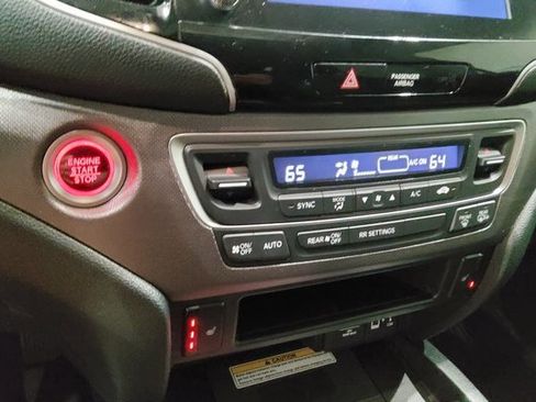 Used 2023 Honda Ridgeline RTL-E image 19