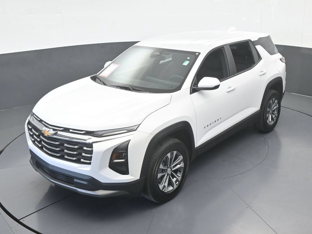Used 2026 Chevrolet Equinox LT FWD image 42