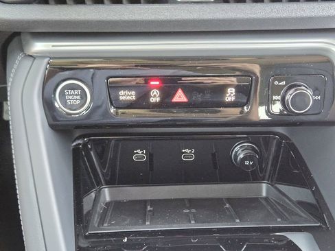 New 2025 Audi Q5 Prestige image 22