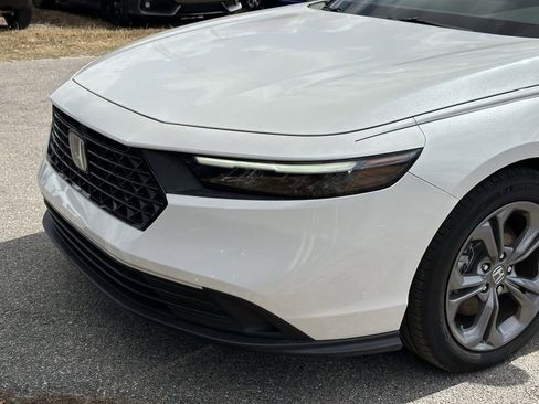 Used 2024 Honda Accord Sport image 10