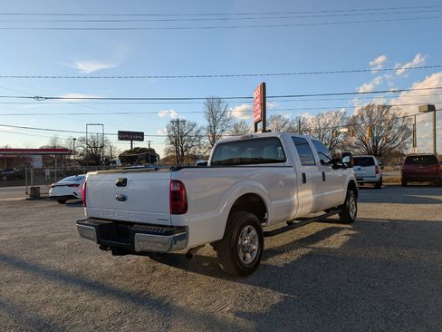 Used 2016 Ford F250 XL w/ Power Equipment Group image 7